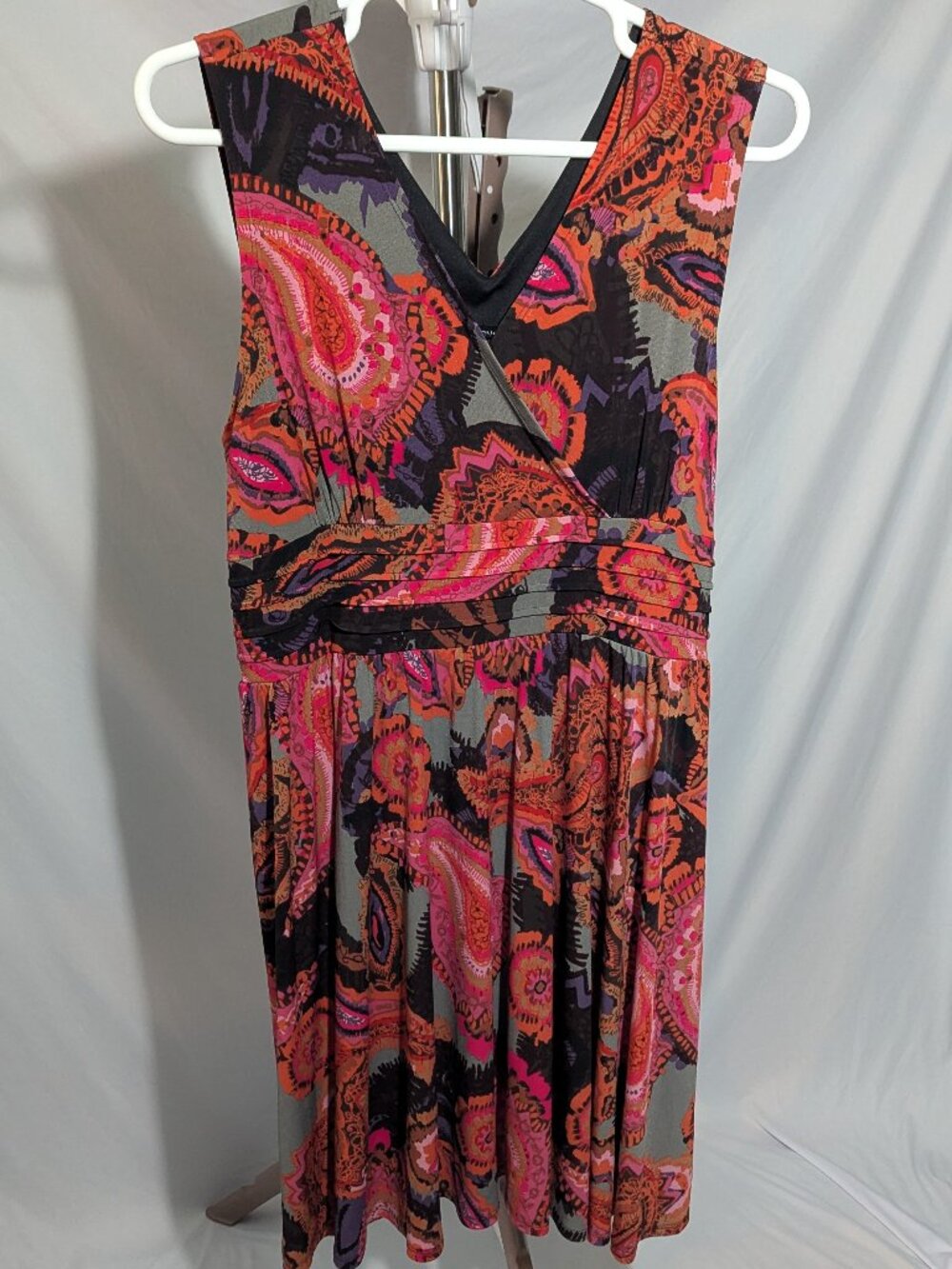 Fashion Bug Plus Size Paisley Surplice V-Neck Smocked Waist Sundress 2X Multi